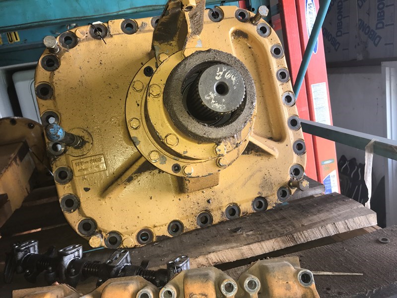Caterpillar D400E II Carrier Gp-differential, Only Includes Part Number